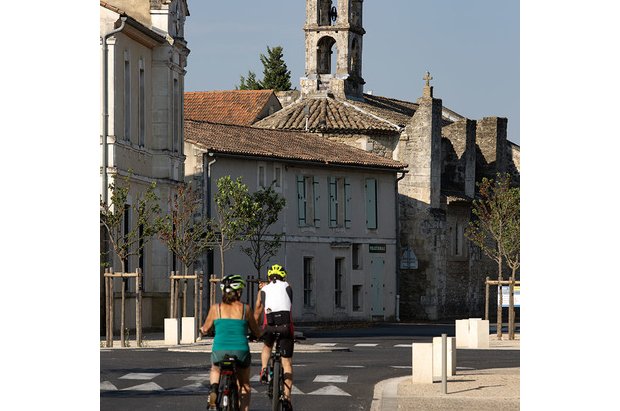 Cyclistes à Verquières