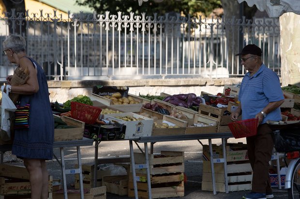 Marché à Cabannes