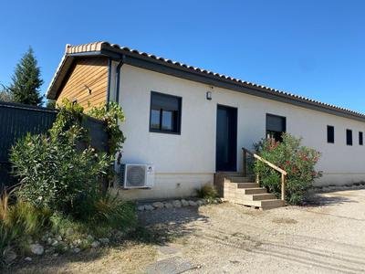 La Maison aux pieds des Alpilles