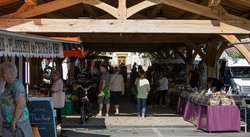 Marché à Eyragues